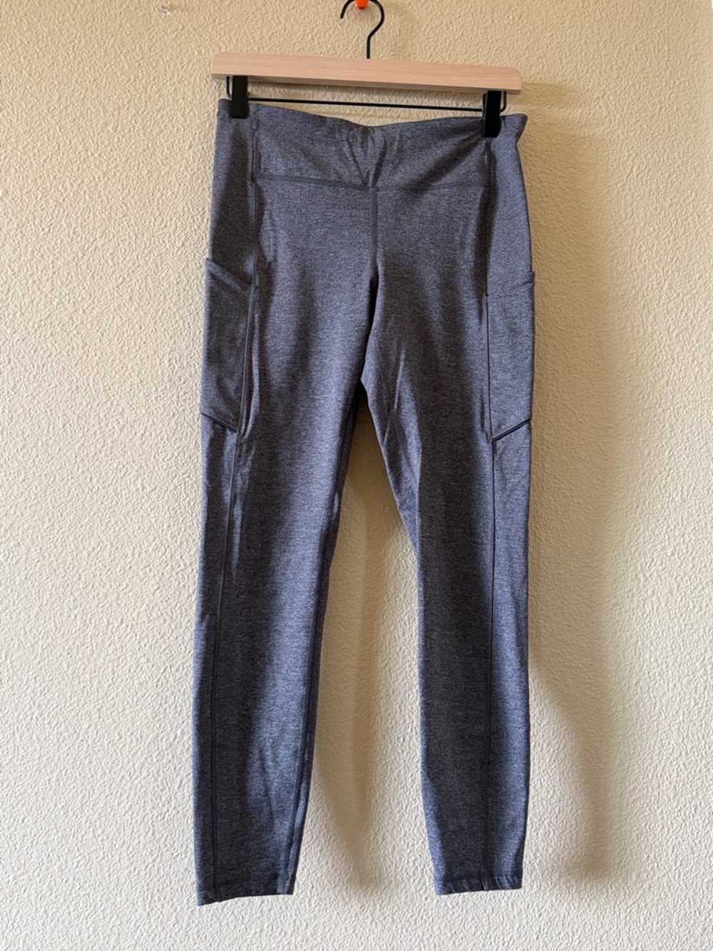 Black Lulu Lemon Leggings with pockets